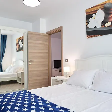 Apartamento Regatta Sea View N Pool Năvodari