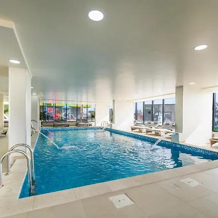 Regatta Sea View N Pool 公寓