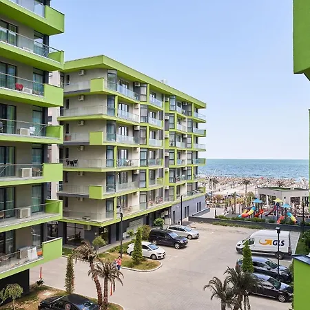 Regatta Sea View N Pool Apartmán Năvodari